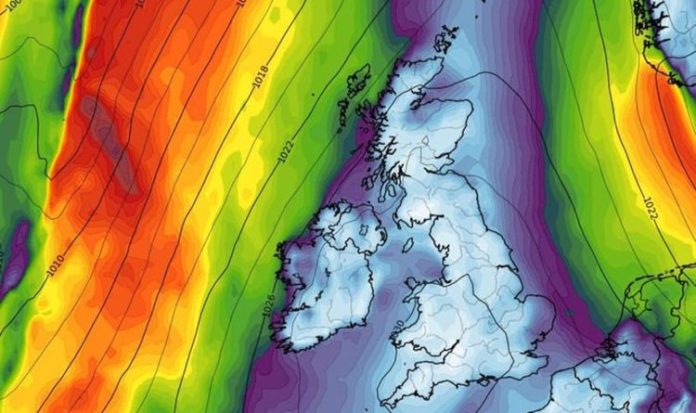 UK snow forecast: Heavy snow to bury Britain as 22cm to fall in January deep freeze |  Weather |  News
